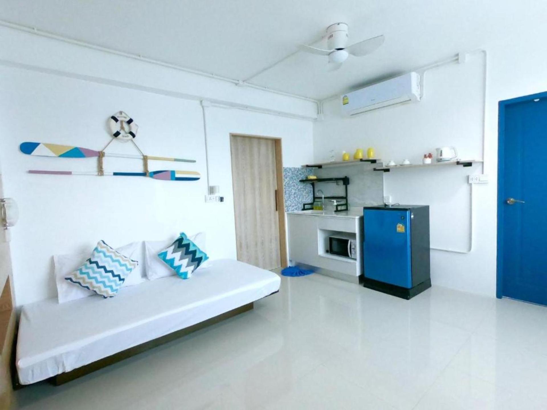 The Rock Samui Poshtel Lamai Beach Room photo