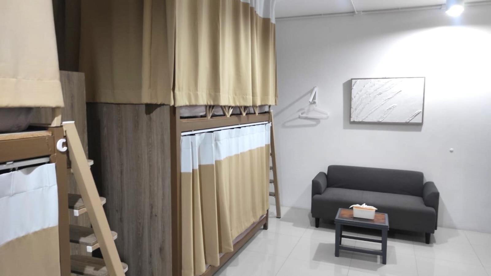 The Rock Samui Poshtel Lamai Beach Room photo